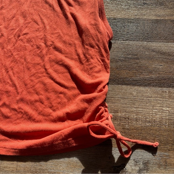 Old Navy Ribbed Side-Tie Tank Top - Picture 4 of 5